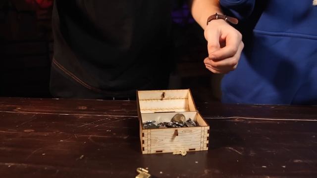 Купил ДЕНЕЖНЫЕ КОПИЛКИ! Сколько ДЕНЕГ в 30 сундуках? смотреть онлайн