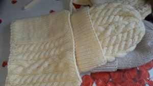 ДЕТСКИЙ СНУД СПИЦАМИ В КОМПЛЕКТ К ШАПОЧКЕ