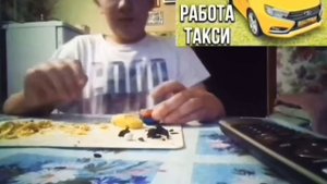 Делают из пластилина такси Lada Granta из Radmira CRMP