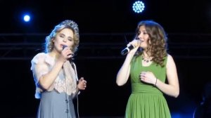 БЕЛЫМ СНЕГОМ   ПЕЛАГЕЯ и АЛИСА ИГНАТЬЕВА