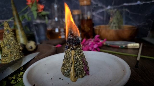 Как горят ведьмины свечи из трав БЕЗ ФИТИЛЯ ??