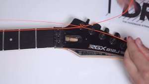 Покраска грифа гитары краской для волос