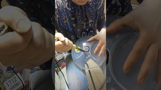 А чем вы делаете дырочки? смотреть онлайн