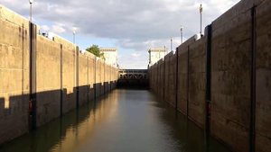 Шлюз Волго-Донского канала.