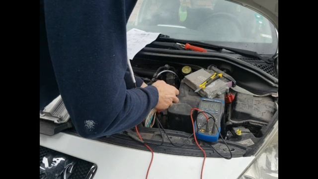 Peugeot 207 1.4 VTI 2010, проблеми с работата на мотора!!! част 1 смотреть онлайн