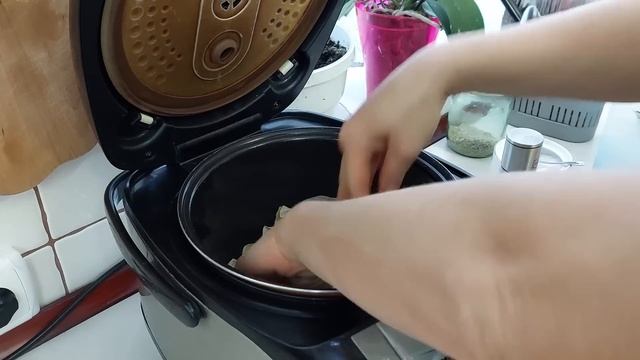 Это нужно есть почаще! "Солянка" из перловки или СУХОЙ РАССОЛЬНИК ? И овощи в мультиварке. смотреть онлайн