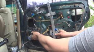 Как снять заднее стекло. Замена заднего стеклоподъёмника  Хонда Аккорд Rover 600 (2023)