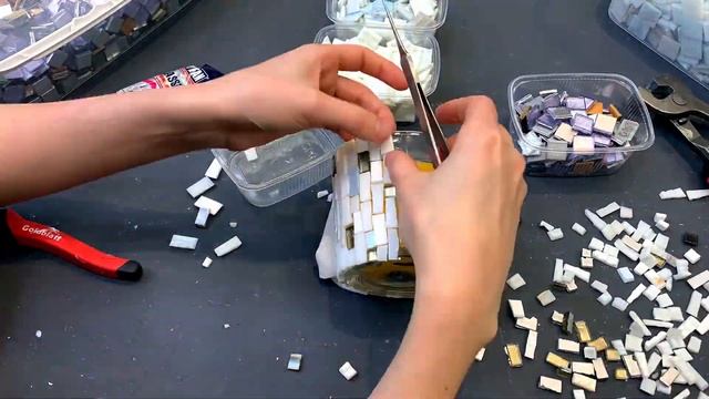 Декорируем подсвечник мозаикой из стеклянной плитки! Отличная идея для подарка на новый год! смотреть онлайн