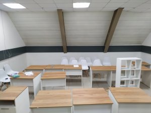 Сборка мебели в образовательном центре