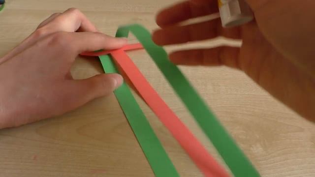 Как сделать закладку для книг из цветной бумаги своими руками. Поделки в школу. смотреть онлайн