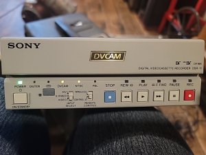 Sony DSR-11 DSR11 NTSC PAL DVCAM MiniDV Mini DV Player Recorder PRO VCR Deck EX-Япония-2000-год