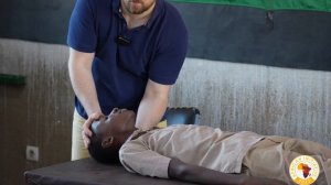 Русский врач учит буркинийцев оказанию первой помощи. Репортаж «Африканской инициативы»