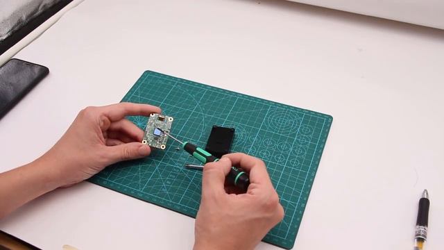 OpenCV AI Kit OAK-1 Review and Custom Model Inference смотреть онлайн