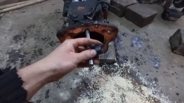 как снять мкпп и раздатку на мицубиси паджеро спорт.