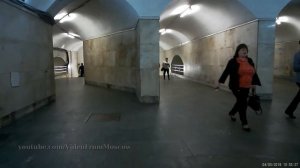 Метро "Университет", вход на станцию // 4 мая 2018 г