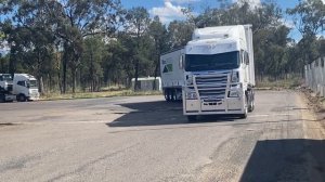 Freightliner Argosy leaving Gilgandra