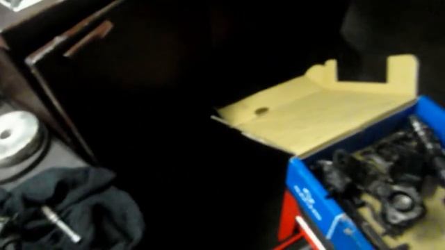 Рено Канго. Сюрпризы на недавно деланной ГБЦ. смотреть онлайн