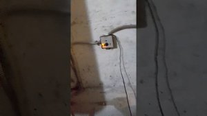 дровяная печь с водяной рубашкой в гараже