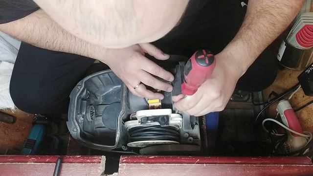 Ремонт Philips FC 8344 частина-1 смотреть онлайн