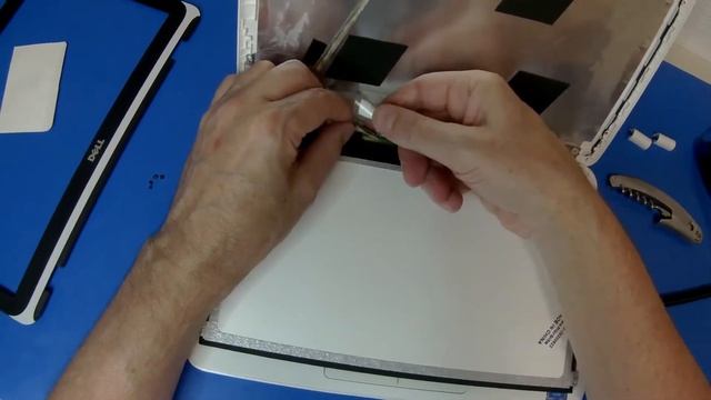 Dell Inspiron 11 3162 Laptop Screen Replacement смотреть онлайн