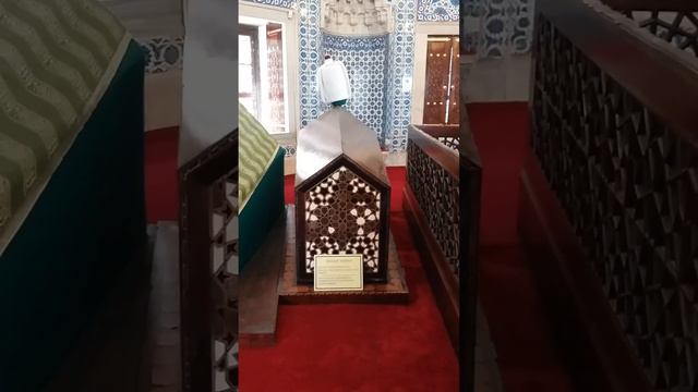 Тюрбе Хюррем Султан смотреть онлайн