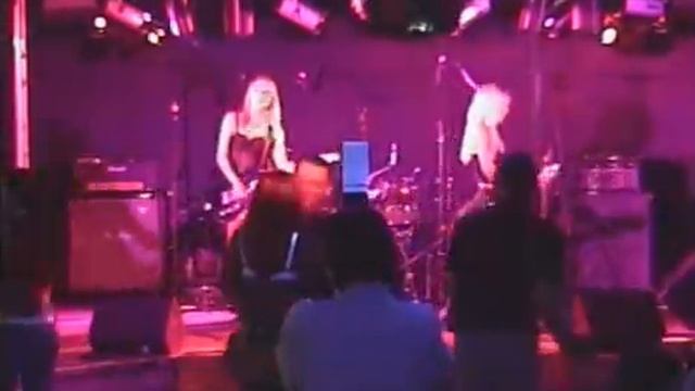 Лицей - "След на воде" (поет София Тайх) LIVE смотреть онлайн