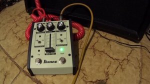 Ibanez ES2 Echo Shifter Analog Delay