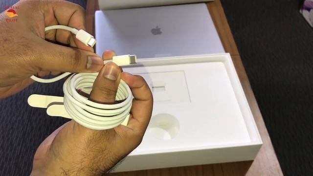 2017 - 15" MacBook Pro Unboxing смотреть онлайн