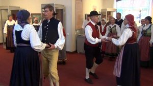 Шведский танец. Шведский танец. Barsebäcks folkdanslag. Rolf Malmström. Folklore.