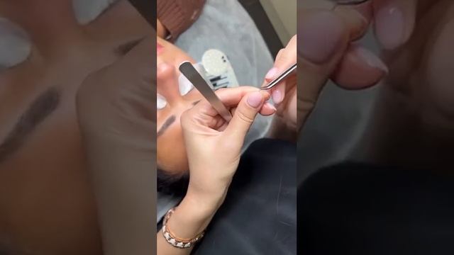 Реснички в Факультете Красоты смотреть онлайн