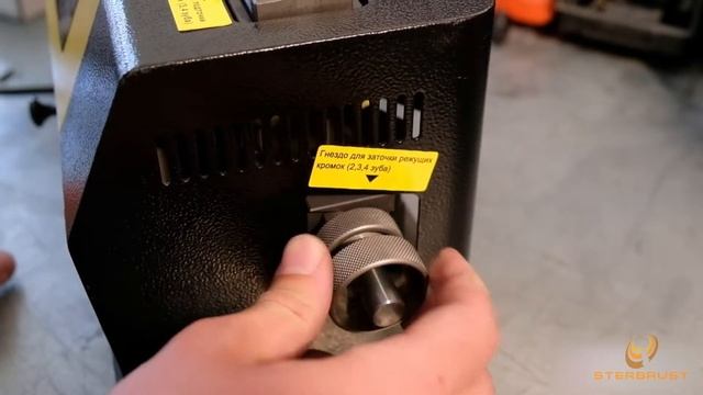 Станок для заточки концевых фрез MRCM MR-X1. Заточка 4-х зубой фрезы смотреть онлайн