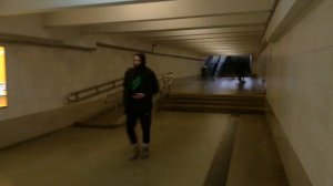 Выход в город со станции метро Михалова в сторону ЦИП Окрестина