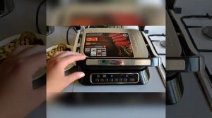 Овощи-гриль с использованием антипригарного мультипокрытия REDMOND Ecoglass MC1