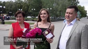 «За особые успехи в учении»: выпускникам Кармаскалинских школ вручили медали