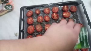 Вяленые томаты в газовой духовке!!!
