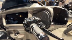 CVO Street Glide 121 Harley-Davidson Dark Platinum 2023