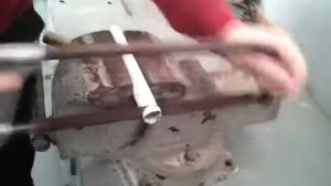Как резать ножовкой по металлу