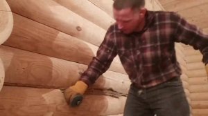 Конопатка оцб. Правильная, качественная конопатка дома из оцилиндрованного бревна.