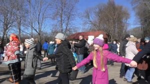 Как в Спасском-Лутовинове зиму провожали