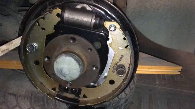 Замена тормозных колодок смотреть онлайн