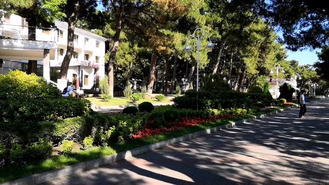 Квартира на берегу Черного моря // ЖК ИЗУМРУДНЫЙ ГОРОД г. Геленджик // обзор квартиры и территории