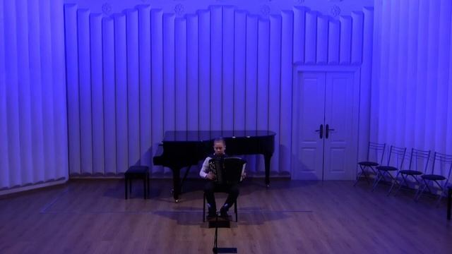 Русская народная песня "А кто у нас лебедин", обр. М. Троицкого, исп. Каверин Р., преп.Кадрова Ю. А смотреть онлайн