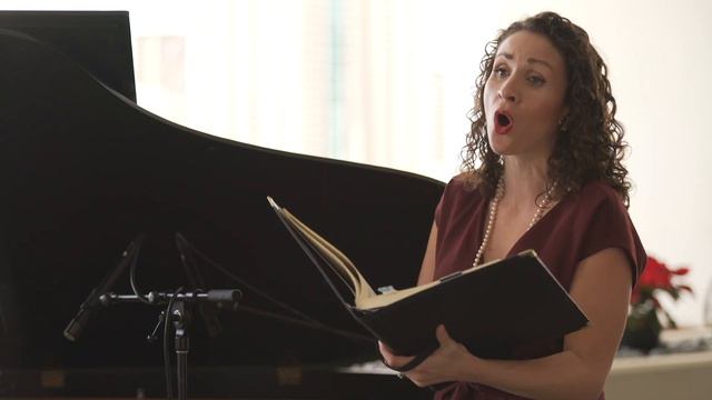 The Ritz-Carlton Residences, Waikiki Beach Presents HOLIDAY WISHES смотреть онлайн