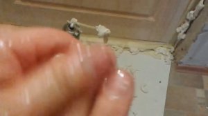 Как удалить монтажную пену с рук
