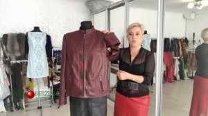 Перешив из длинной кожаной куртки красивого костюма из кожи и замша.