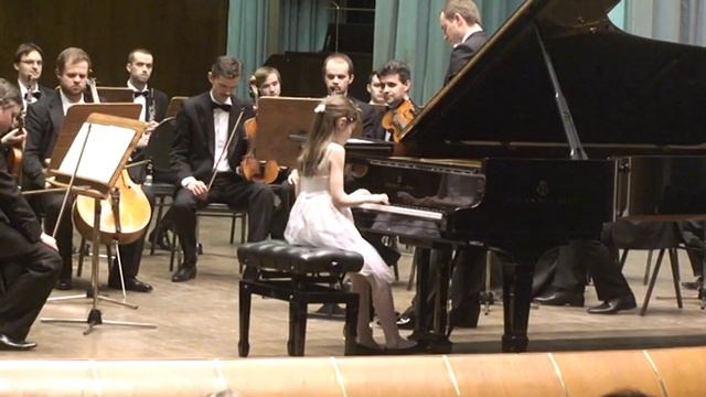Гайдн - Концерт для фортепиано с оркестром ре мажор / Haydn - Piano Concerto D-dur смотреть онлайн
