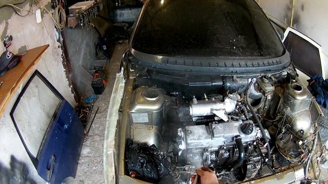 покупка средства для мытья двигателя
