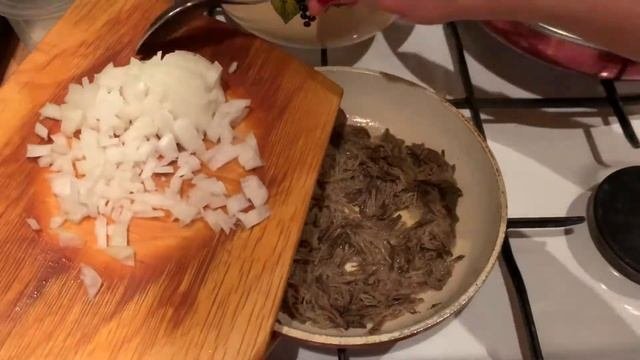 Как готовить Артомицес Крыночковидный и какой он на вкус.
