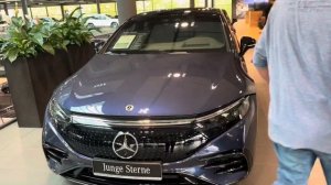 ОЧЕНЬ КРУТОЙ МЕРСЕДЕС GT AMG 6,3 Л V8 BITURBO. ГЕРМАНИИ ГОРОД ДЮССЕЛЬДОРФ АВТОСАЛОН МЕРСЕДЕС.?