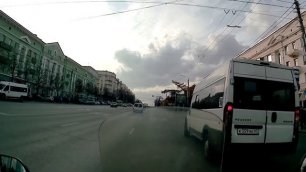 По главной улице Челябинска
